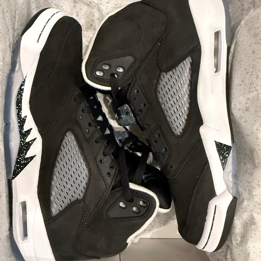 Nike Air Jordan 5 Retro “Black / Cool Grey / White” – Size 8 – Brand New in Box